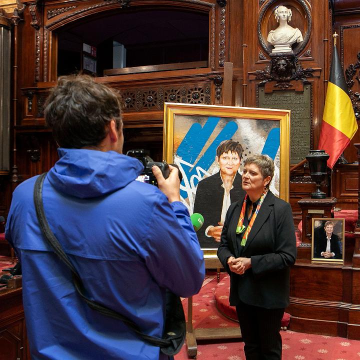 Portret van Sabine Laruelle onthuld in de Senaat