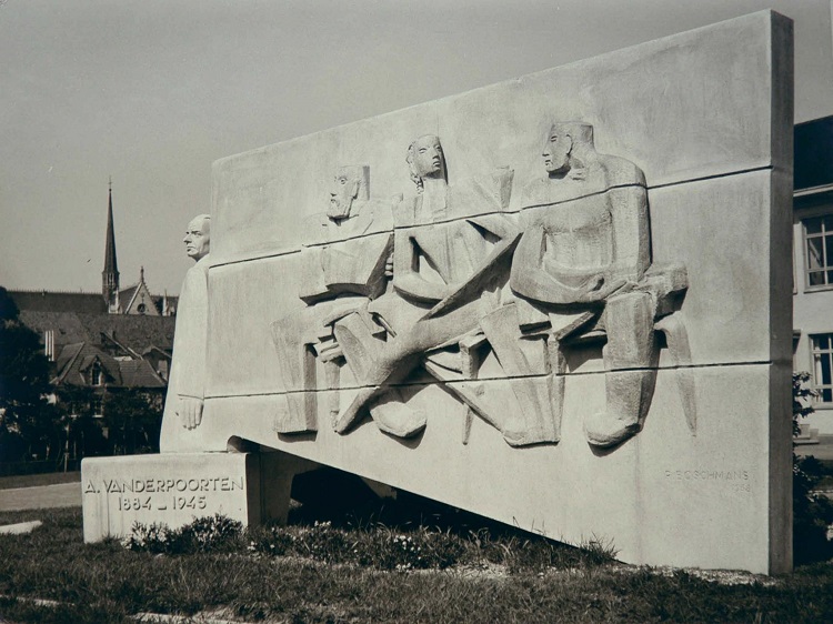 Monument commmoratif d'Arthur Vanderpoorten, Lierre