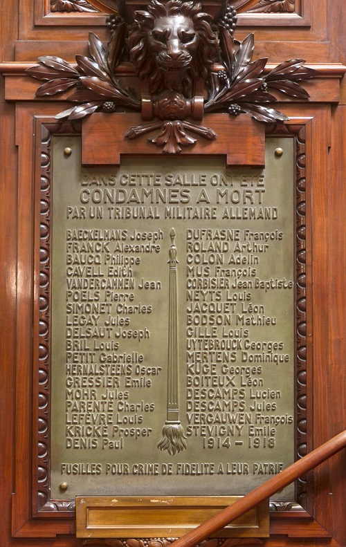 Hemicycle - commemorative plate