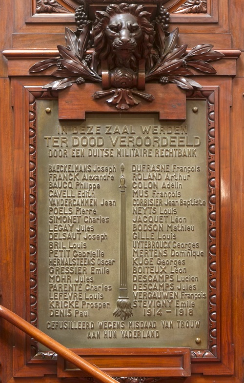 Hemicycle - commemorative plate