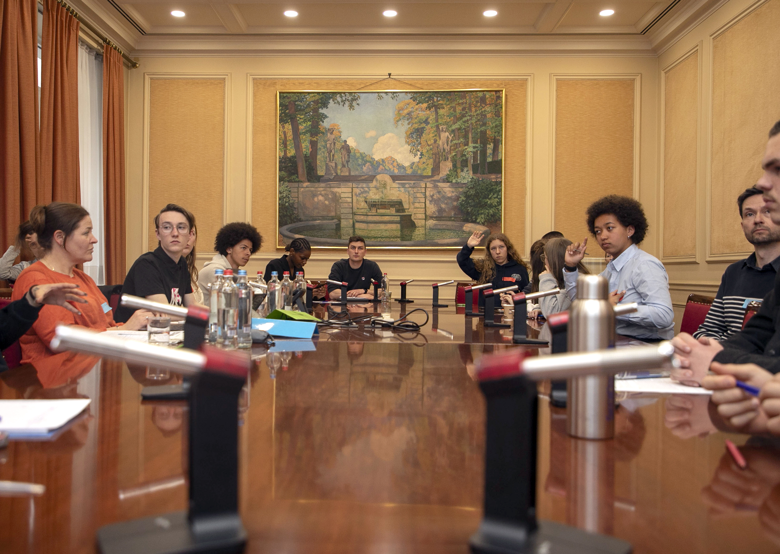  Scholierenparlement in de Senaat