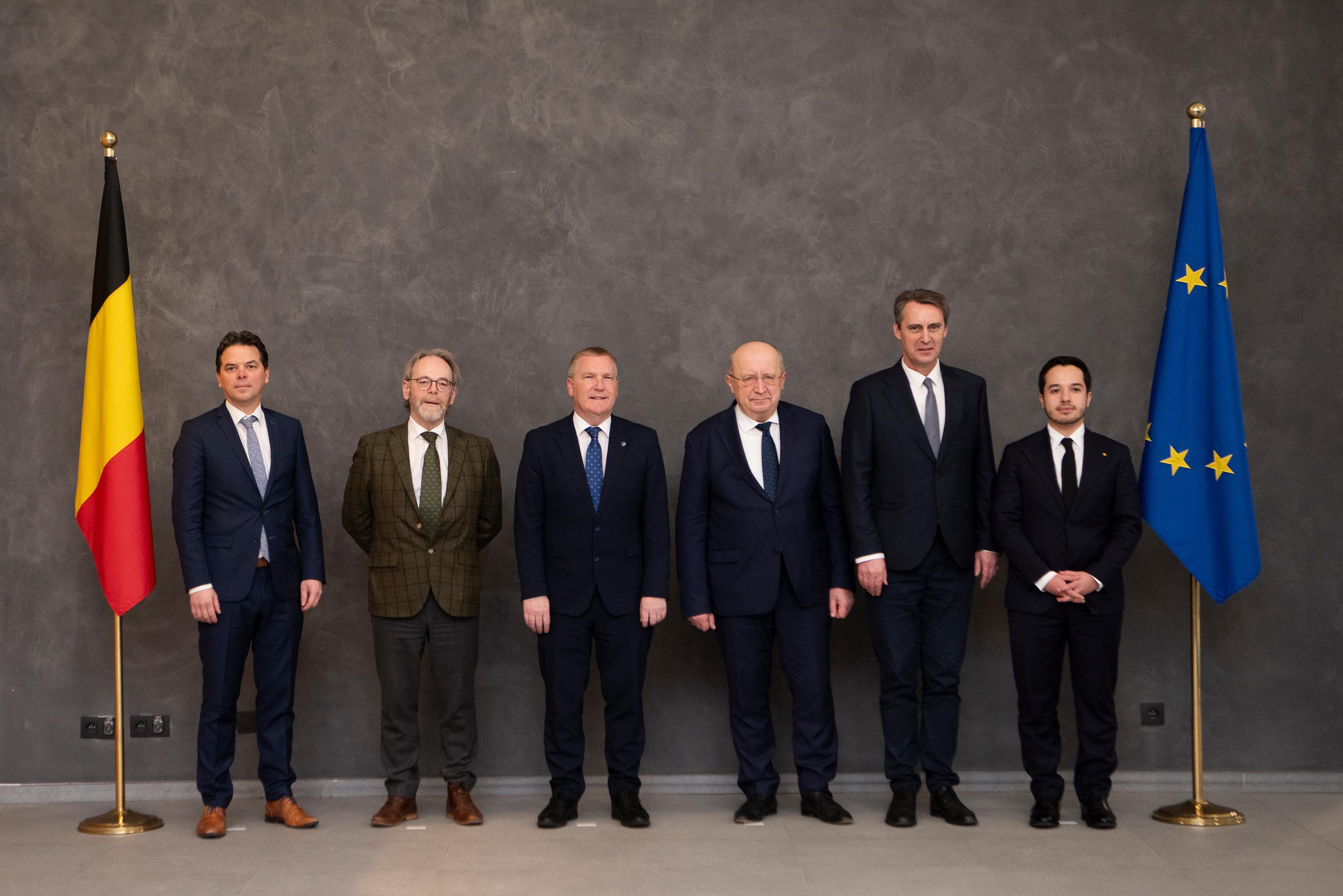 het-verslag-van-de-europese-commissie-over-de-rechtsstaat-2025-de