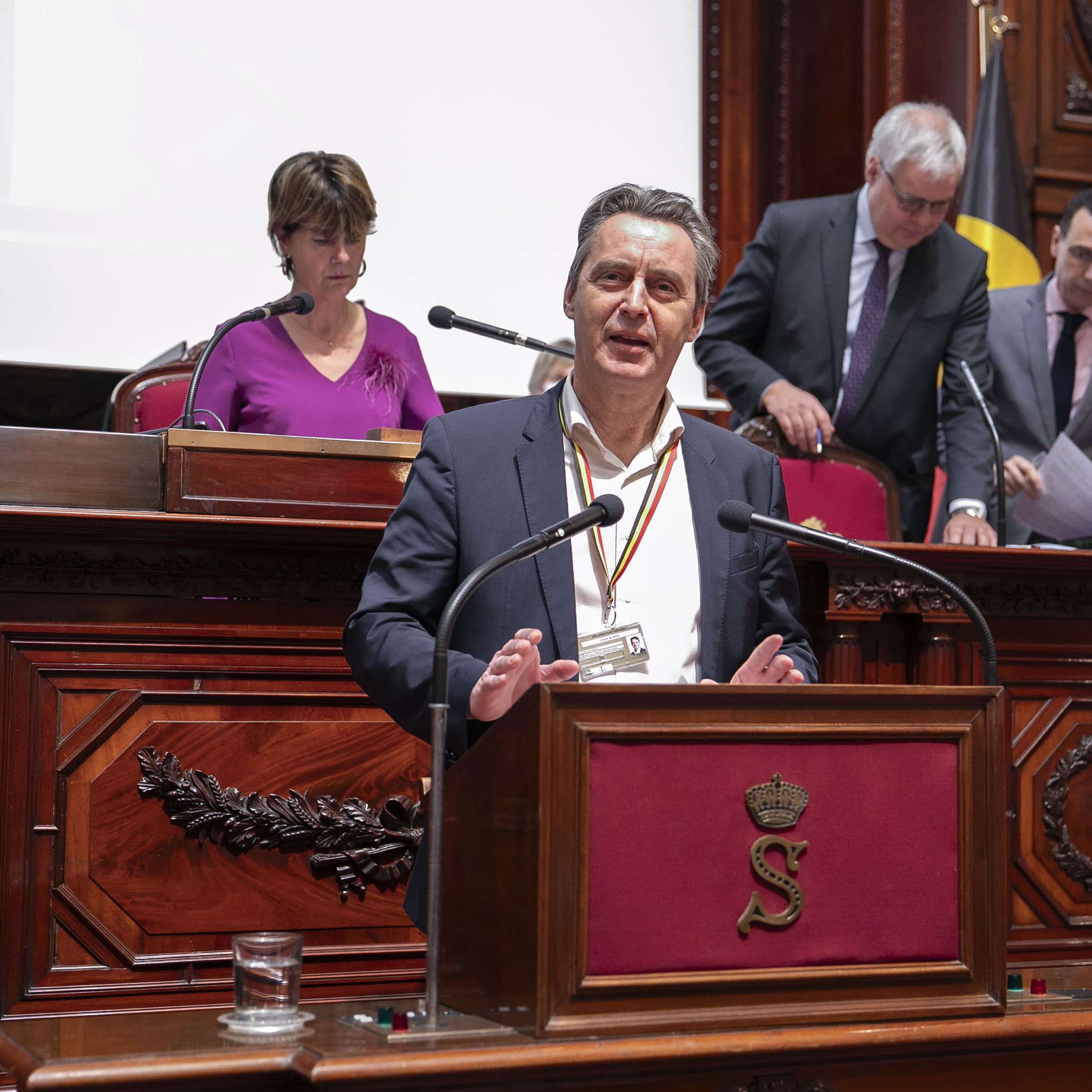 De Senaat stemt voor een besparing op de partijdotaties
